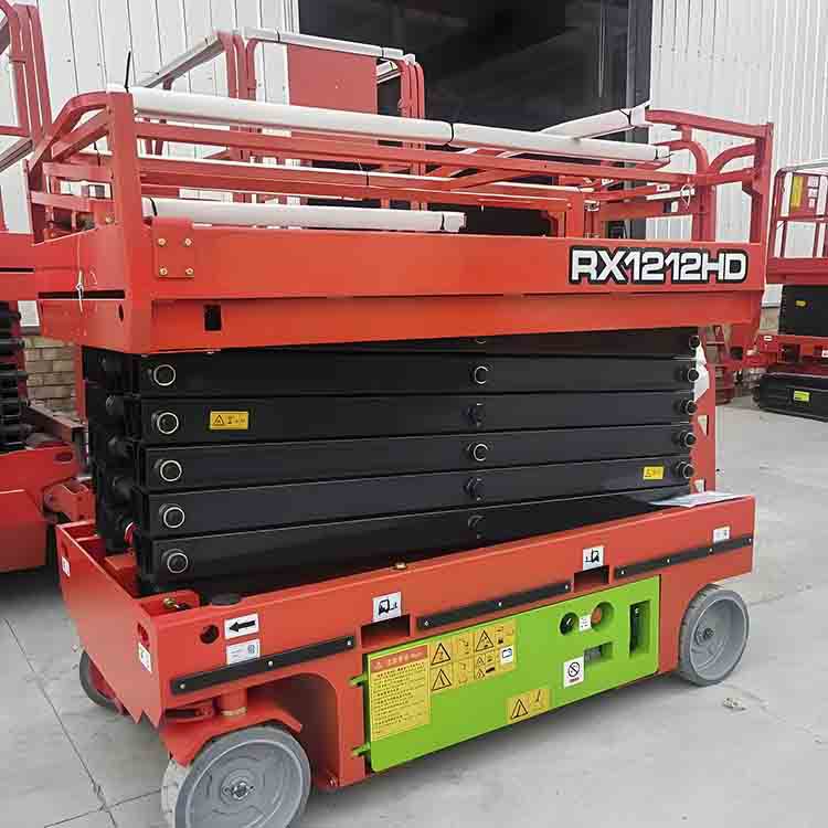 电动自行走升降机